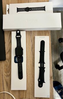 Apple Watch 8 45mm - 7