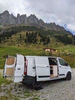 Obytná dodávka Ford Transit Custom 2.2, 92 kW, 2014 - 7