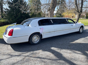 limuzína Lincoln Town Car V8 - 7