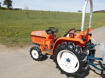 Traktor Kubota B1-17 - 7