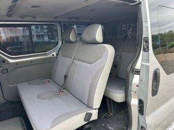 Opel Vivaro 2.5 CDTI 8 míst Dlouhá verze 2007 - 7