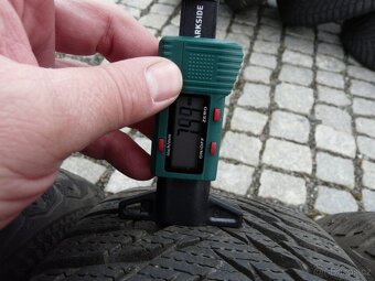 ZIMNÍ PNEU + DISKY 175/65R14 ŠKODA ,VW SEAT 14" - 7