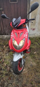 Skútr 125 - 7
