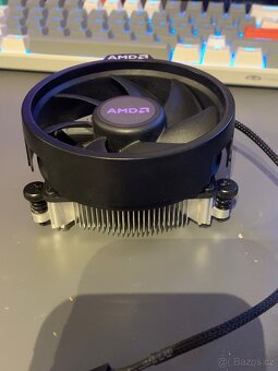 Ryzen 5 2400G | Originální box + stock chladič - 7