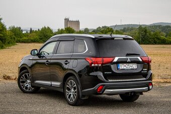 Mitsubishi Outlander 2.2 DI-D Instyle - 7