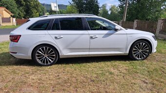 Škoda Superb 3 L&K 2.0TDI 140kw Max výbava-top stav - 7