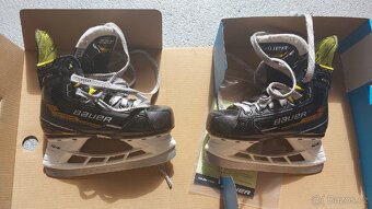 Prodám dětské brusle Bauer a CCM - 7