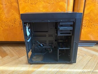 Počítačová skříň Zalman R1 - 7