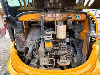 Bagr JCB 8035 ZTS, cca 3,5 t, r. v. 2007 - 7