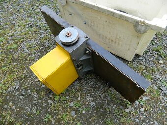 Nepoužitá cirkulárka s hoblovkou - 7