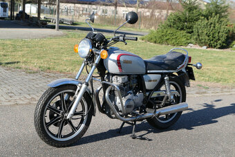 Yamaha XS 400 - 7