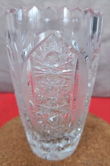 Broušená váza - 7