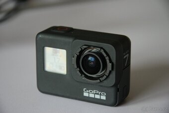 GoPro Hero 7 Black + příslušenství - 7
