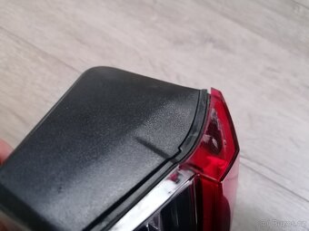 Zadní levé vnitřní světlo Škoda Octavia IV combi - 7