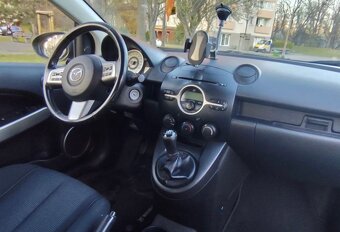 Mazda 2 1.5 sport - 7