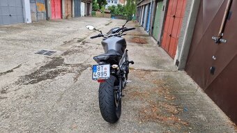 Yamaha mt 09 - 7