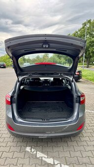 Hyundai i30 kombi 1.6i 88kW 2015 - 7