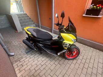 Aprilia sr gt 125 verze Sport s ABS - 7