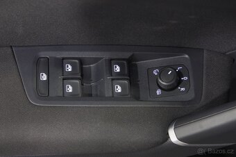 VW Touran Comfortline 2.0TDI 110kW DSG - záruka Autodraft - 7