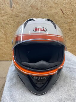 Přilba - 7