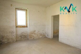 Prodej objektu vhodného k bydleni a podnikaní se započatou r - 7