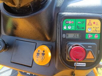 Zahradní traktor Cub Cadet XT2 PR95 - 7