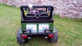 Dětské elektrické autíčko JEEP - 7