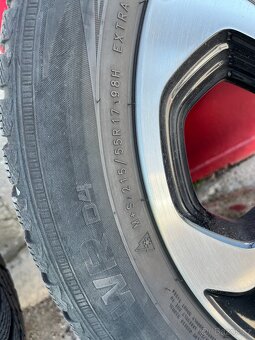 17" 5x114.3 Honda HR-V pneu 215/55 - 7