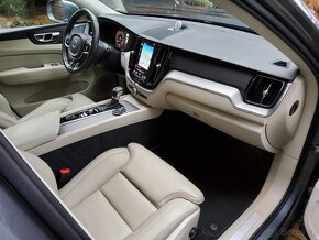 XC60 T5 2.0 184kW INSCRIPTION AT8 AWD 1maj ČR vzduch tažné - 7