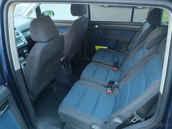 Volkswagen Touran 1.6i LPG. 2007. - 7