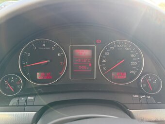 Audi A4 B6 2.0i - 7