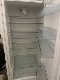 Lednice s mrazákem Miele - 7