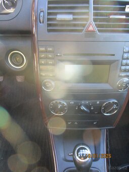 Mercedes- Benz A 180 - 7