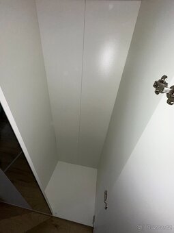 Bílá skříň IKEA - 7