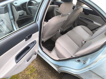 Hyundai Accent veškeré díly z vozu - 7