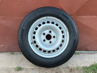 Kola VW Transporter 5x120 R16, letní gumy 205/65 R16C - 7
