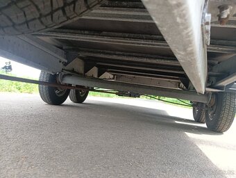CARGO E 27.4 2000kg 417x215cm + plachta - 7