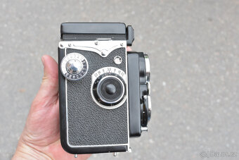 YASHICA D + BRAŠNA / TOP STAV - 7