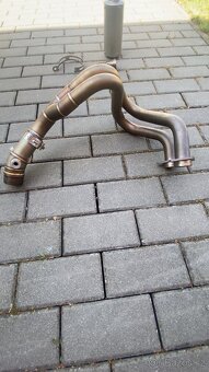 Výfuk - 7