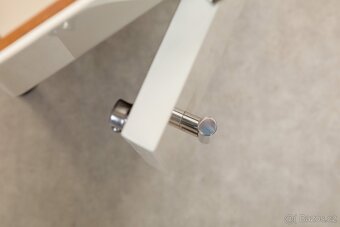 NOČNÍ STOLEK-VICHR A SPOL - 7