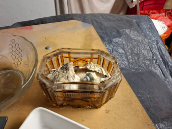 Prodám vázy,vázičky,mísy atd. - 7