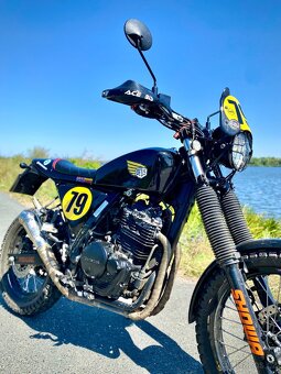 Honda NX 650 Tracker - 7