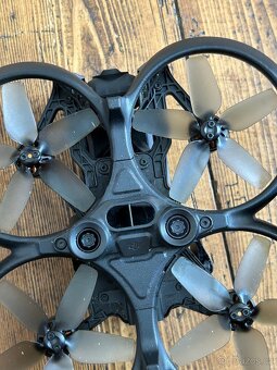 Dron DJI Avata Pro-View Combo (DJI Goggles 2) - 7