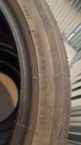 235/40/19 235/40 r19 - 7