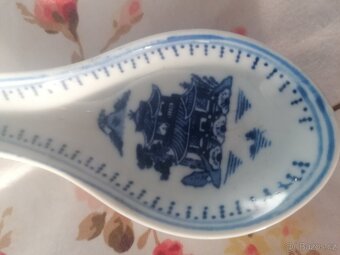 Vintage porcelánová čínská sada s miskou a lžíci - 7