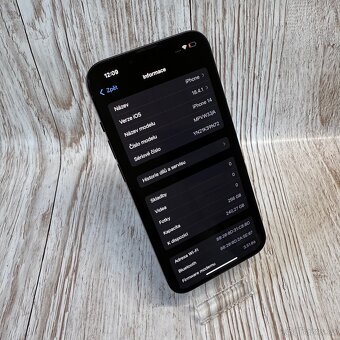 iPhone 14 256GB, černý (12 měsíců záruka) - 7