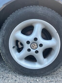 REZERVOVÁNO VW Golf 5 1.4 16v do 8.6. Sleva - 7