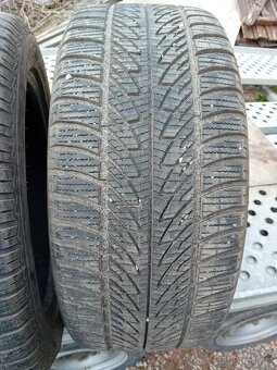 Goodyear Ultragrip 8 285/45 R20 zimní - 7
