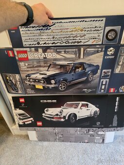 Lego 10295 a Lego 10265 + dárek Lego 76934 - 7