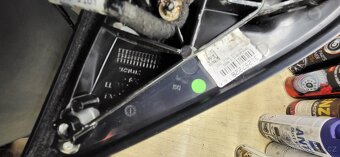 Prodám na Volvo XC 60 od RV 2009 pravé zrcátko - 7